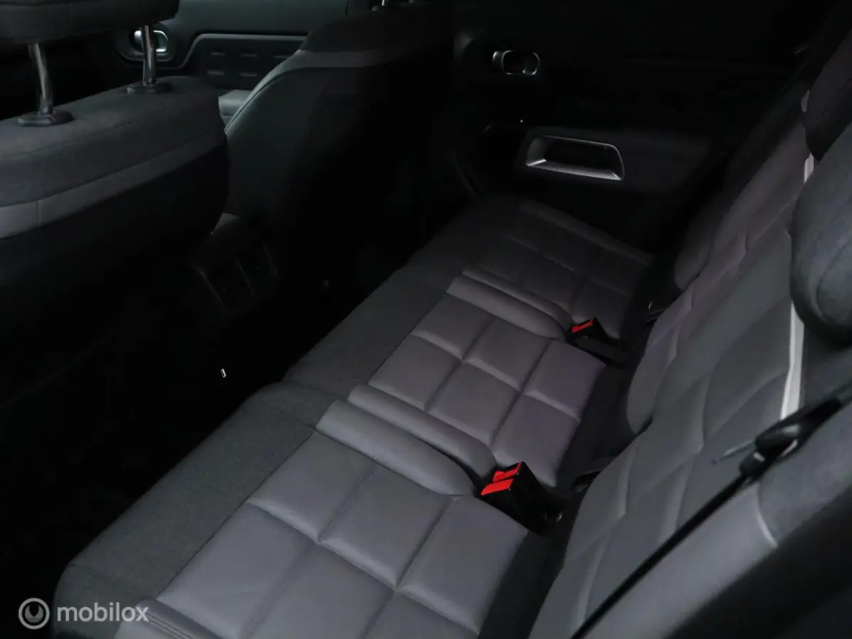 SUV 1.2 PT 131 PK H6 1/2Leer|Camera|Stoelverw|19" LMV|Navi|Carplay