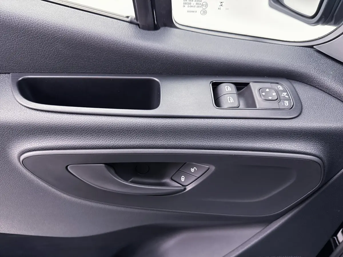 317 1.9 CDI PRO L3H2 3500 KG Trekgewicht Navigatie Achteruitrijcamera LED Cruise Control