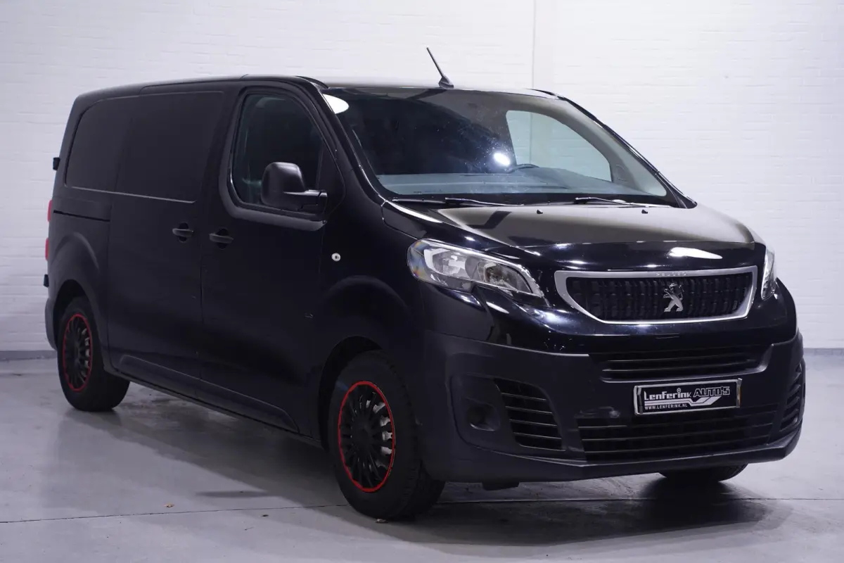 1.6 BlueHDI 95 pk L2H1 Navi, Trekhaak Airco, Cruise Control, Laadruimte Pakket, PDC achter, 3-Zits