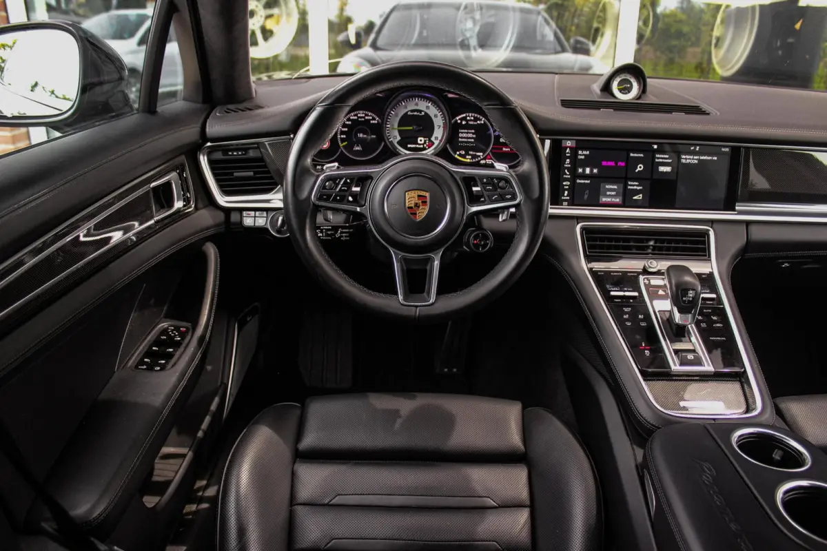 4.0 Turbo S E-Hybrid | 1e eigenaar | NL auto | Dealer Historie | Burmester | Matrix-LED | Dakraam | 21 inch | Sport-Chrono | Stoelventilatie