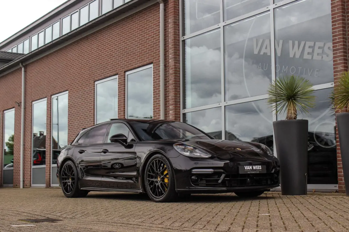 4.0 Turbo S E-Hybrid | 1e eigenaar | NL auto | Dealer Historie | Burmester | Matrix-LED | Dakraam | 21 inch | Sport-Chrono | Stoelventilatie
