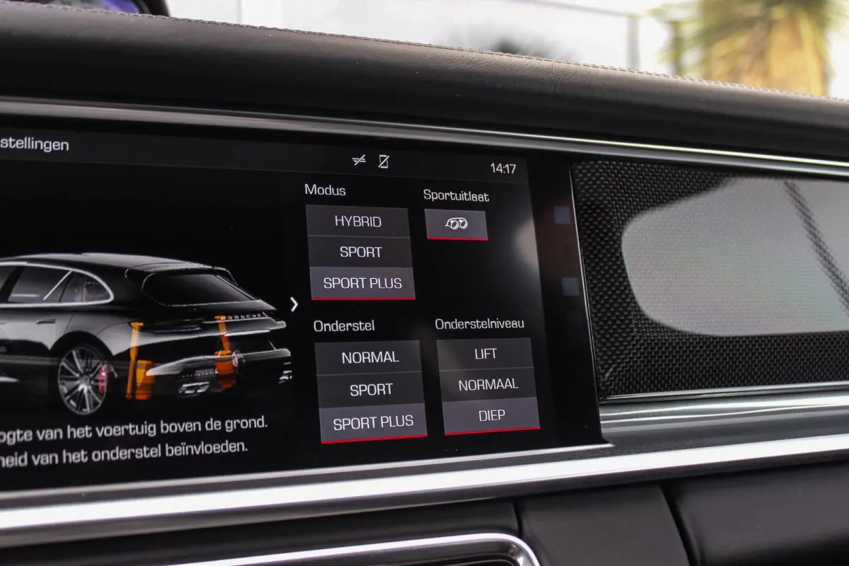 4.0 Turbo S E-Hybrid | 1e eigenaar | NL auto | Dealer Historie | Burmester | Matrix-LED | Dakraam | 21 inch | Sport-Chrono | Stoelventilatie