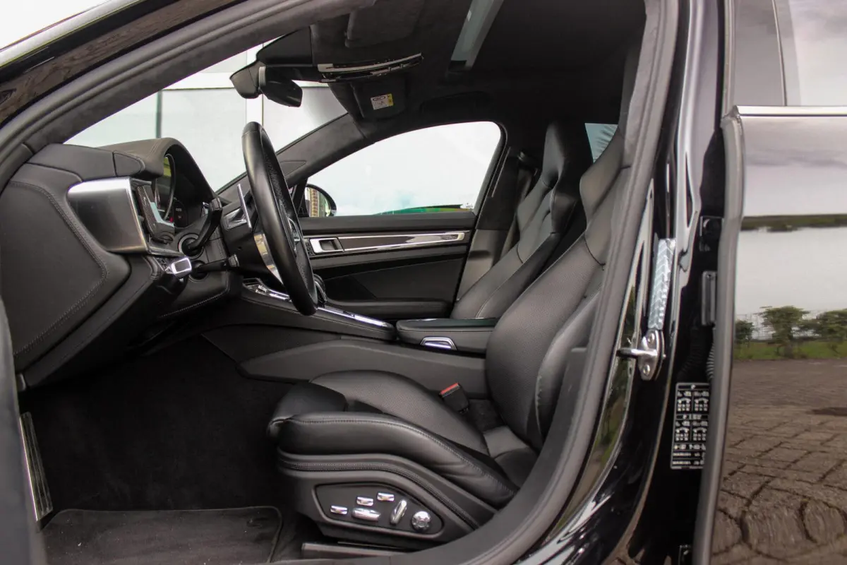 4.0 Turbo S E-Hybrid | 1e eigenaar | NL auto | Dealer Historie | Burmester | Matrix-LED | Dakraam | 21 inch | Sport-Chrono | Stoelventilatie