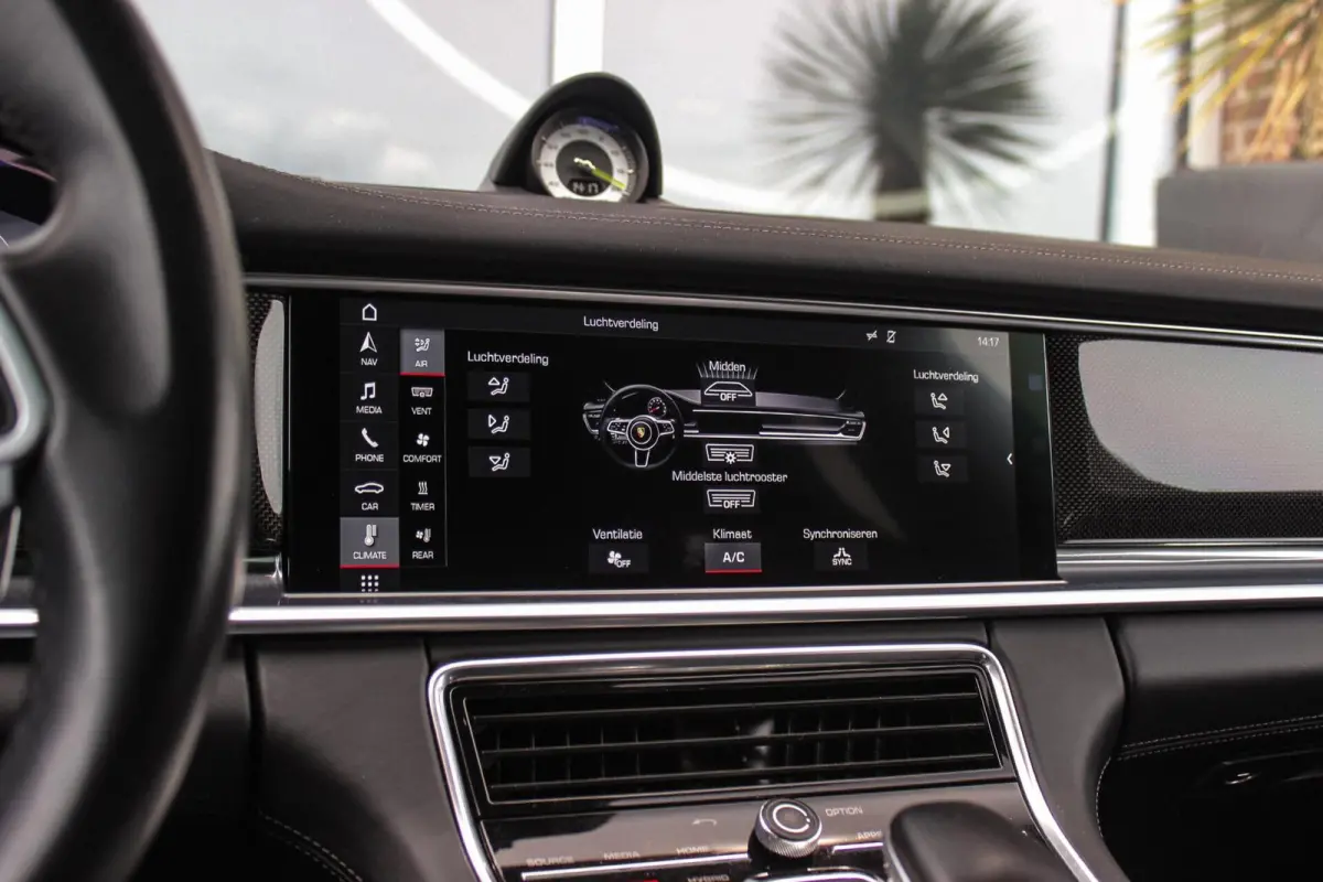 4.0 Turbo S E-Hybrid | 1e eigenaar | NL auto | Dealer Historie | Burmester | Matrix-LED | Dakraam | 21 inch | Sport-Chrono | Stoelventilatie