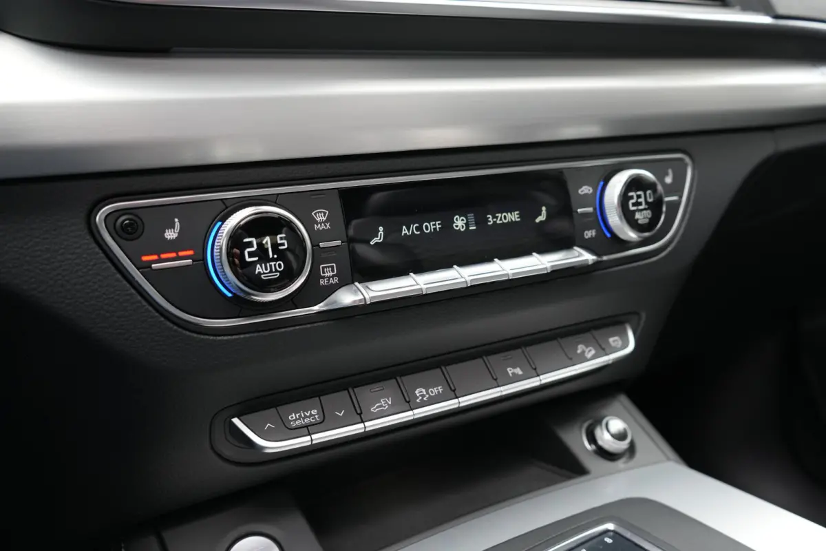 55 TFSI e S Edition | PANO | HUD | B&O | MEMORY | TREKHAAK | S-LINE