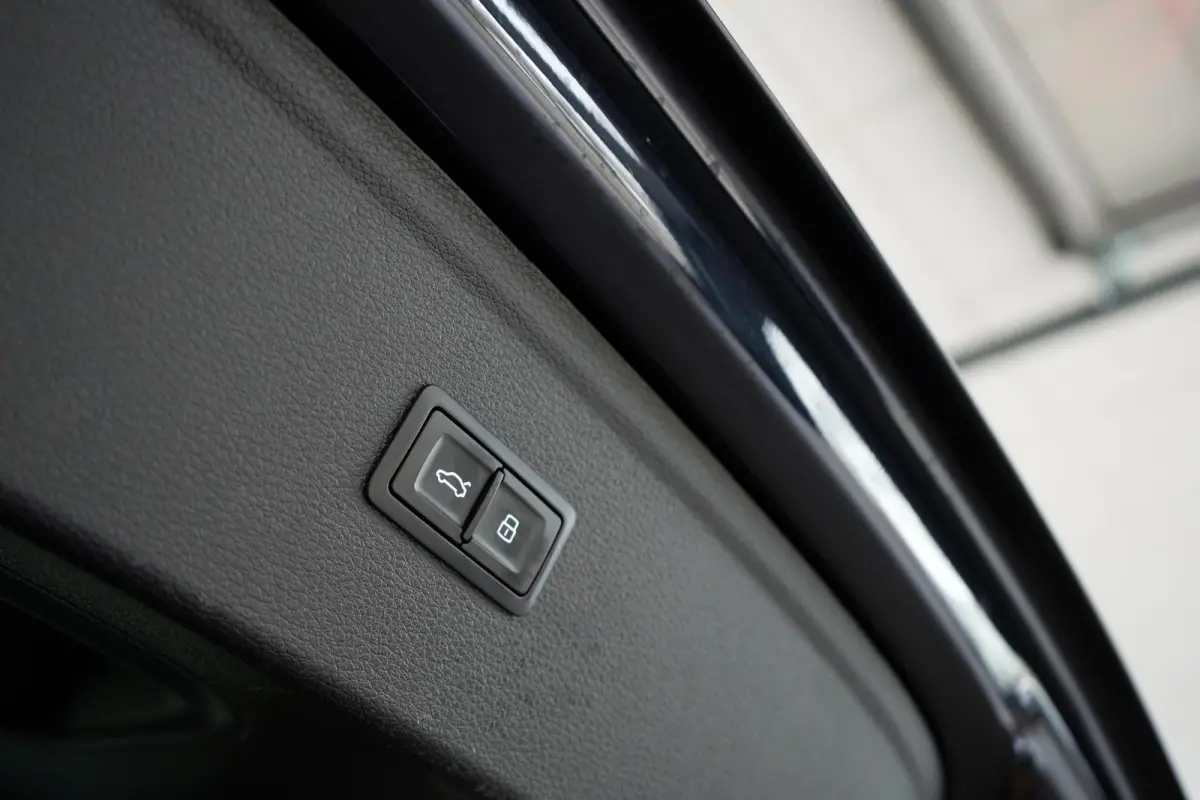 55 TFSI e S Edition | PANO | HUD | B&O | MEMORY | TREKHAAK | S-LINE
