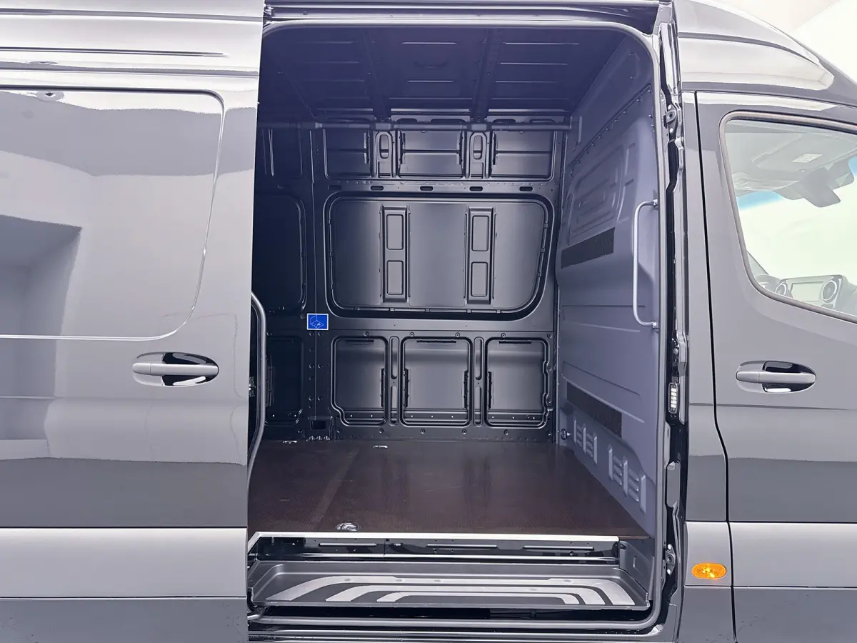 317 1.9 CDI PRO L3H2 3500 KG Trekgewicht Navigatie Achteruitrijcamera LED Cruise Control