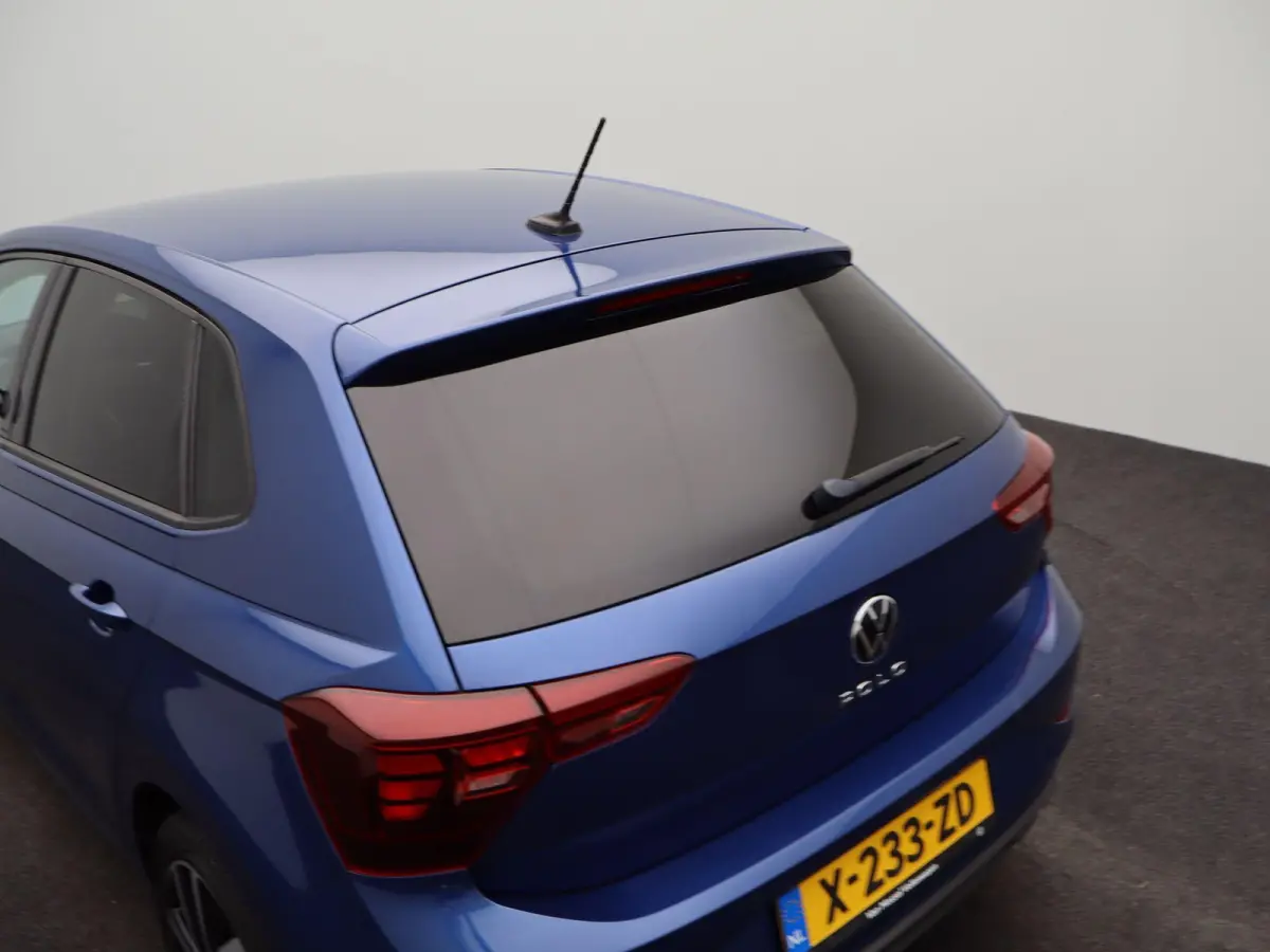 1.0 TSI Life | Apple carplay | Adaptieve cruise control | Lane assist | Airco |