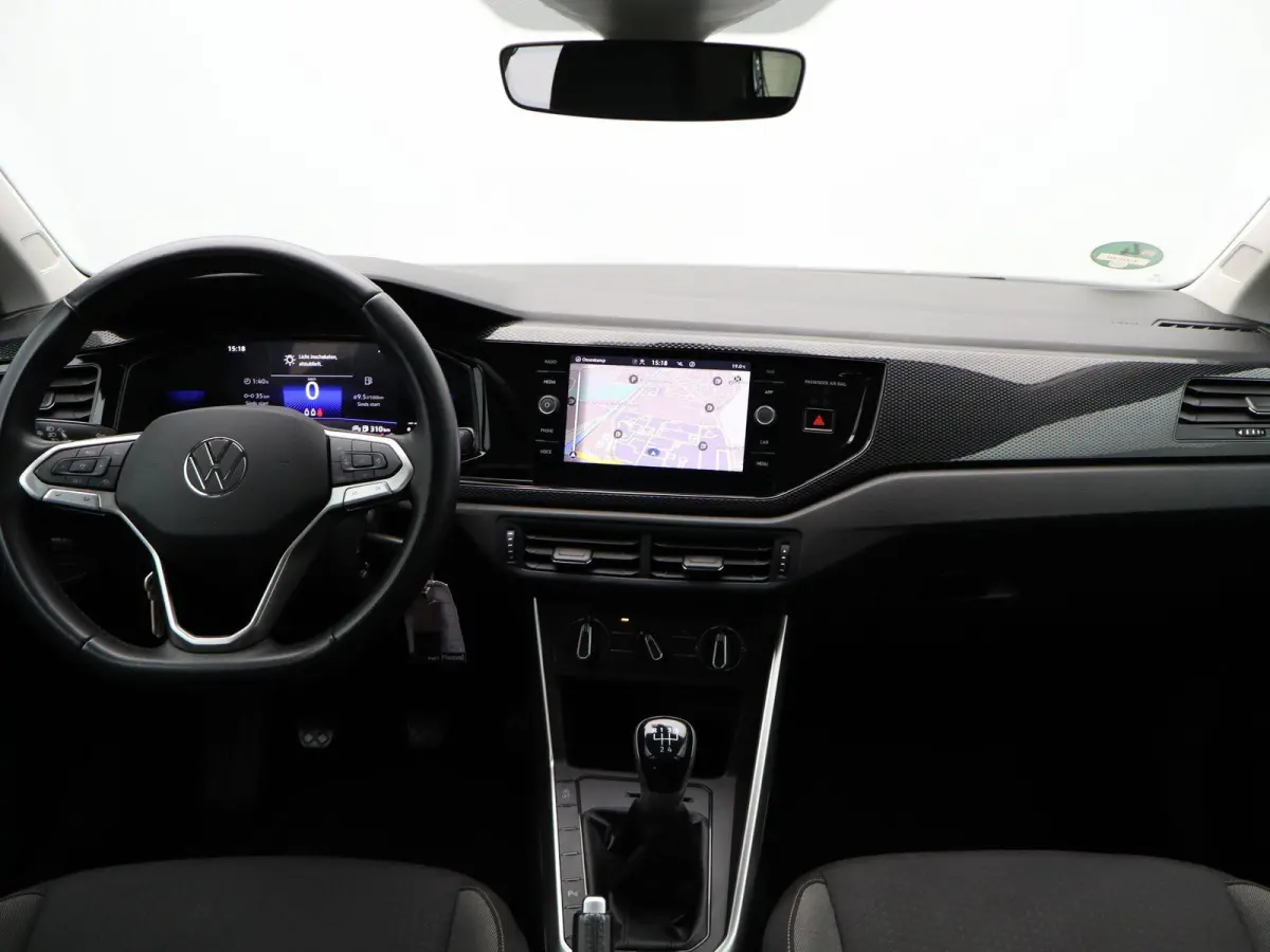 1.0 TSI Life | Apple carplay | Adaptieve cruise control | Lane assist | Airco |