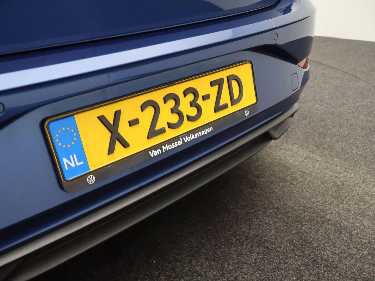 1.0 TSI Life | Apple carplay | Adaptieve cruise control | Lane assist | Airco |