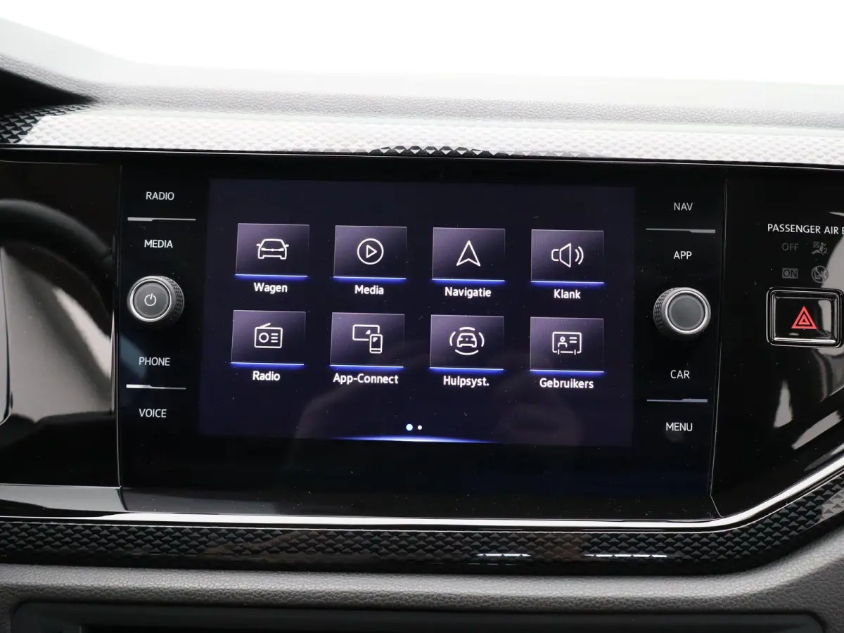 1.0 TSI Life | Apple carplay | Adaptieve cruise control | Lane assist | Airco |