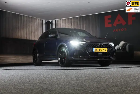 CITYCARVER 30 TFSI S Line / AUT / Acc / Lane Assist / Camera / Navi / Digital Cockpit / Matrix / Pdc / 18 Inch