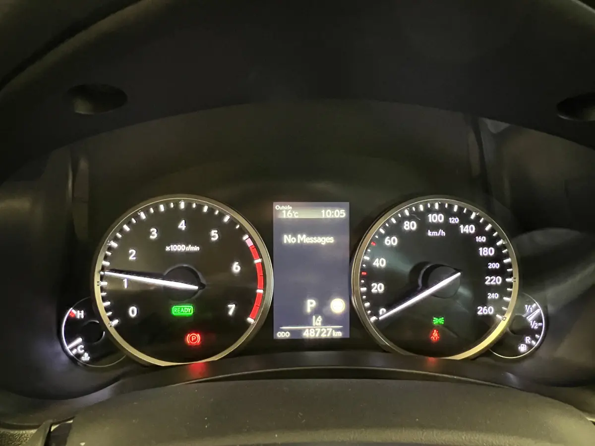 300h Comfort line | Navigatie/Android/Apple Carplay | LM Velgen 18" | Achteruitrijcamera | Cruise Control Adaptive | Airco |