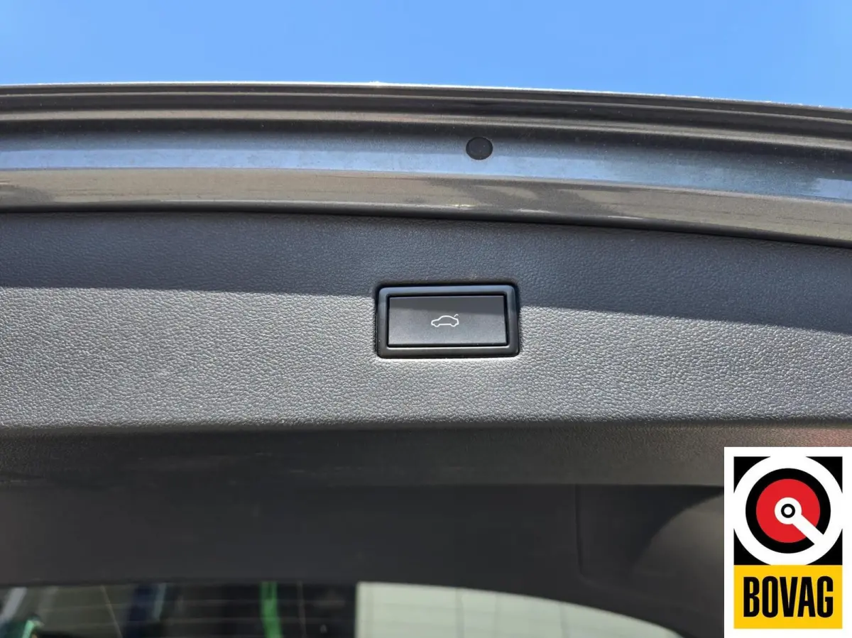 2.0 TSI 4Motion Highline 7p. Bom vol auto!!
