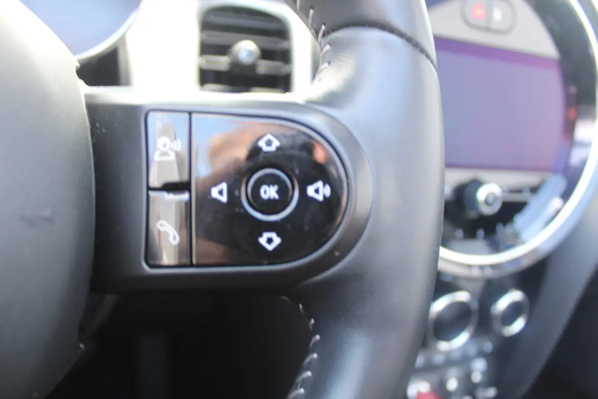 1.5 Rockingham GT Edition Stuur - en stoelverwarming l Head-up display l Lendesteun verstelbaar l Premium pakket l Keyless entry VDL auto