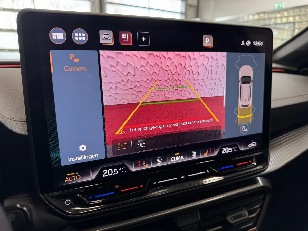 1.5 TSI 150 PK BENZINE CAMERA STOEL/STUUR ELEK.KLEP VERW. LED LEER CARPLAY ZWARTE.HEMEL
