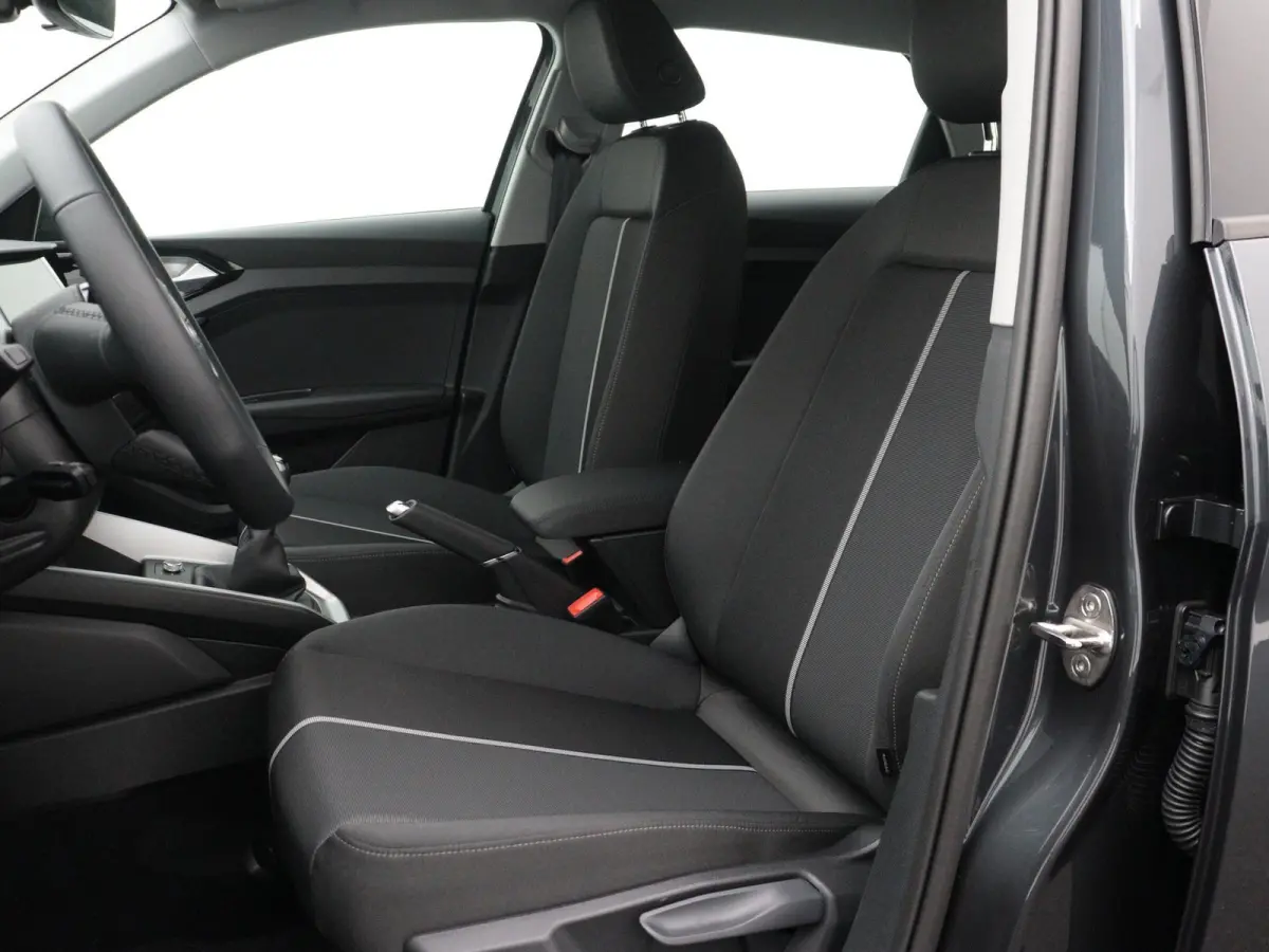 25 TFSI Pro Line 95 PK Airco | Apple Carplay | Android Auto | Digital Cockpit | Cruise Control | Elektrisch Inklapbare Spiegels | Parkeersensoren Achter | Navigatie | Spraakbediening | Bluet