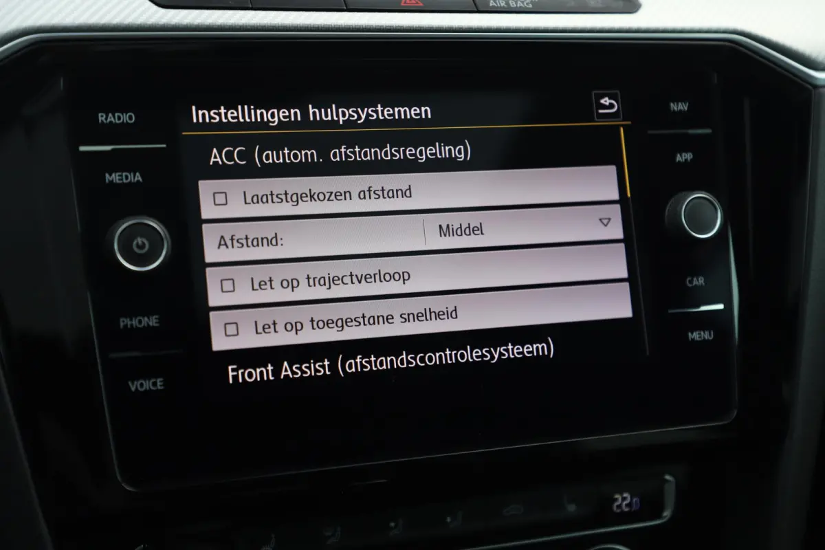 1.5 TSI Business R 150PK DSG Automaat Virtual Panoramadak Keyless Navigatie Adaptive Cruise Lane Assist Full LED PDC Carplay Android Bluetooth Stoelverwarming