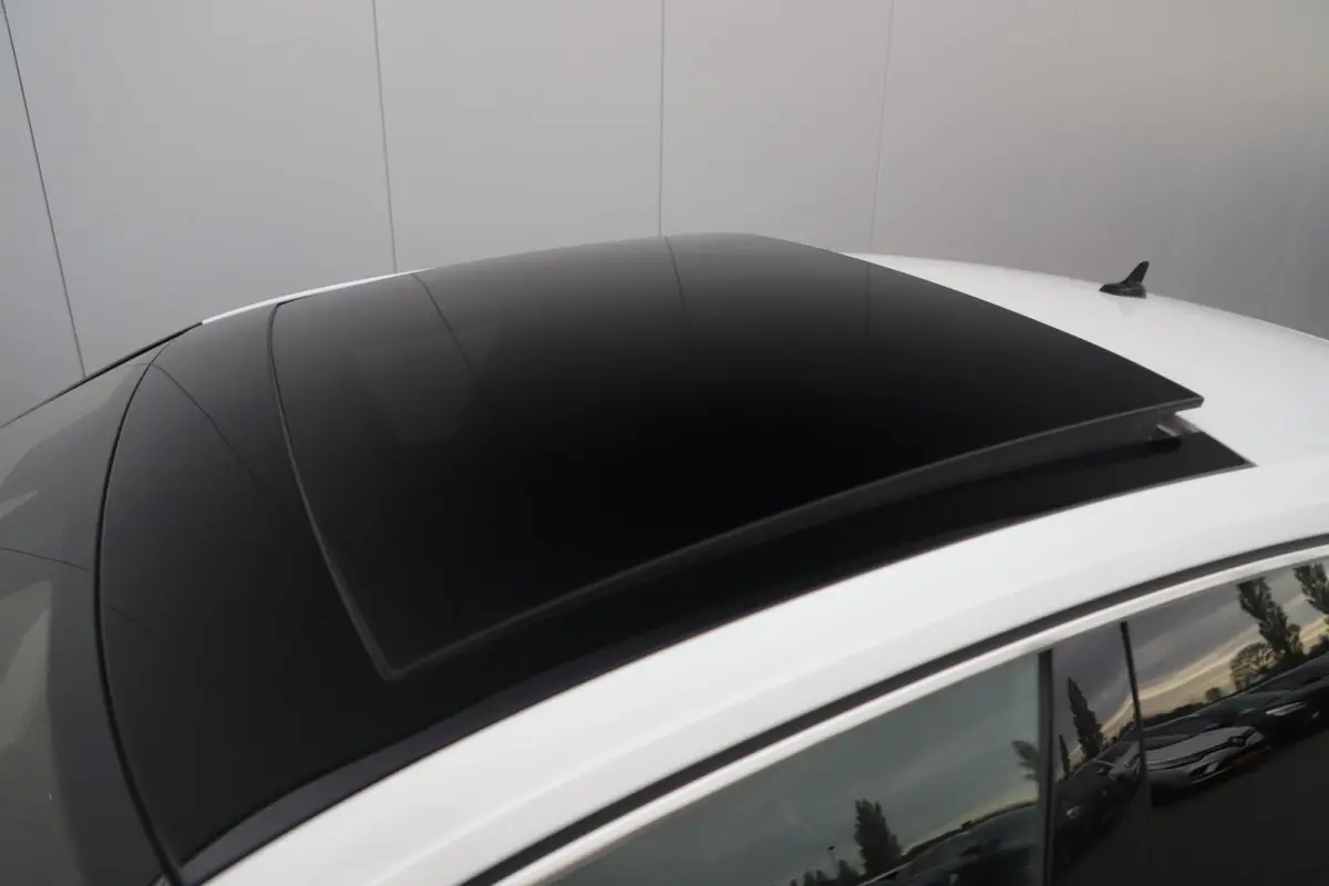 1.5 TSI Business R 150PK DSG Automaat Virtual Panoramadak Keyless Navigatie Adaptive Cruise Lane Assist Full LED PDC Carplay Android Bluetooth Stoelverwarming