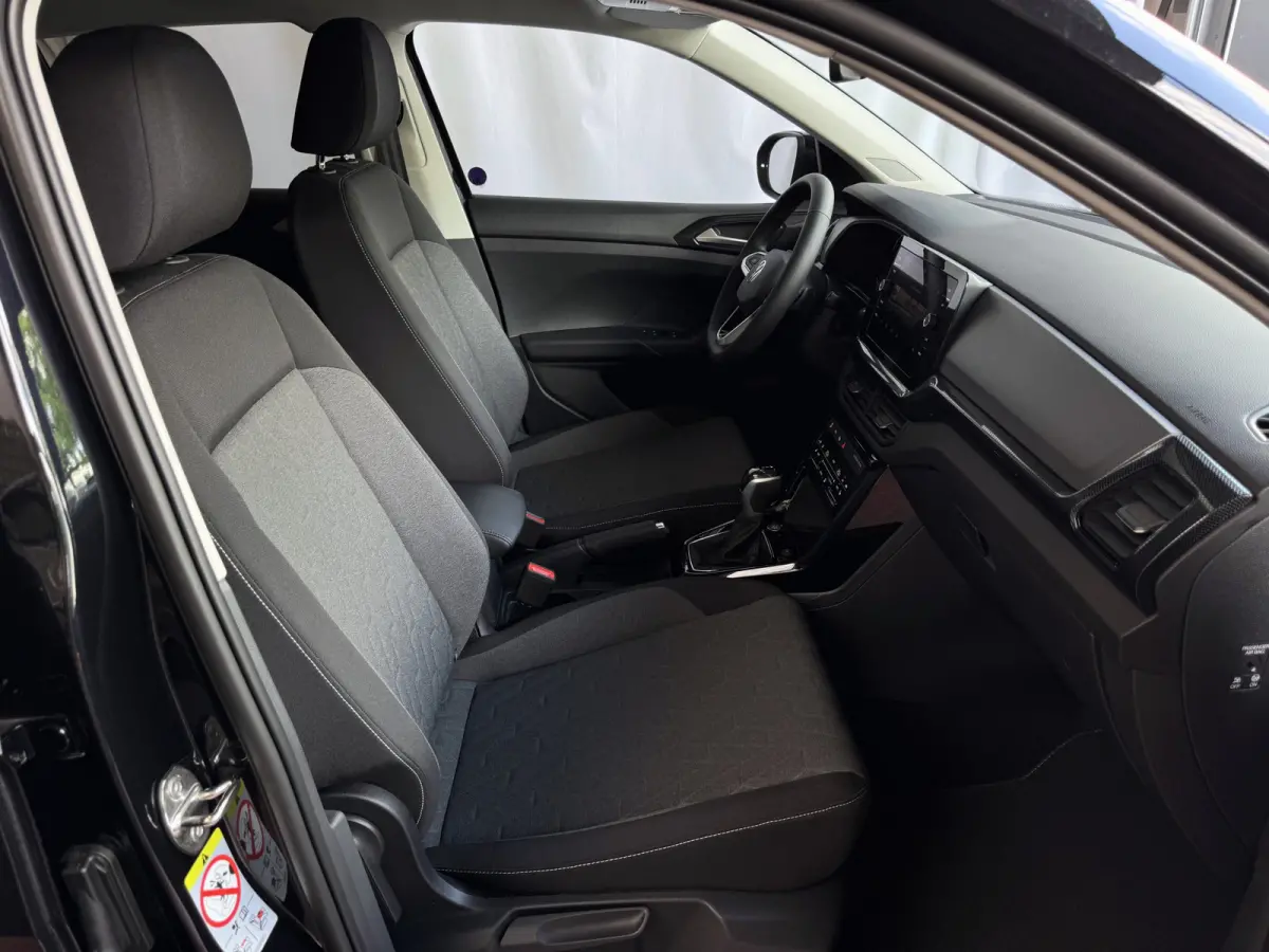 ✅ NIEUWE AUTO✅TSI 17''LMV DODE HOEK TREKHAAK CAMERA VIR.COCKPIT STOELVERW. ADAP.CRUISE LMV CARPLAY 2025 ✅ Top Auto's Wijchen , 30 Jaar Specialist in Volkswagen  : Alle Type's : R-Line 