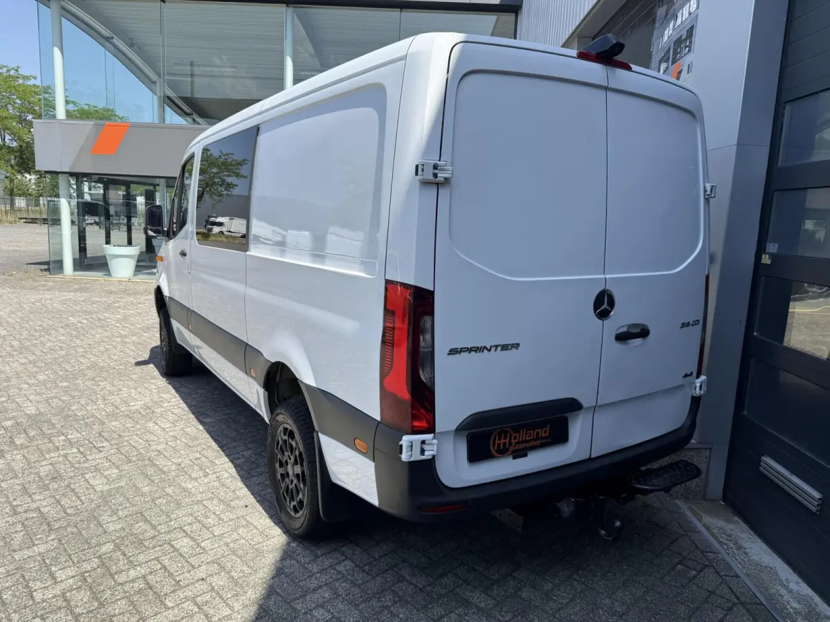 bestel 316 2.2 CDI L2H1 DC 4X4!