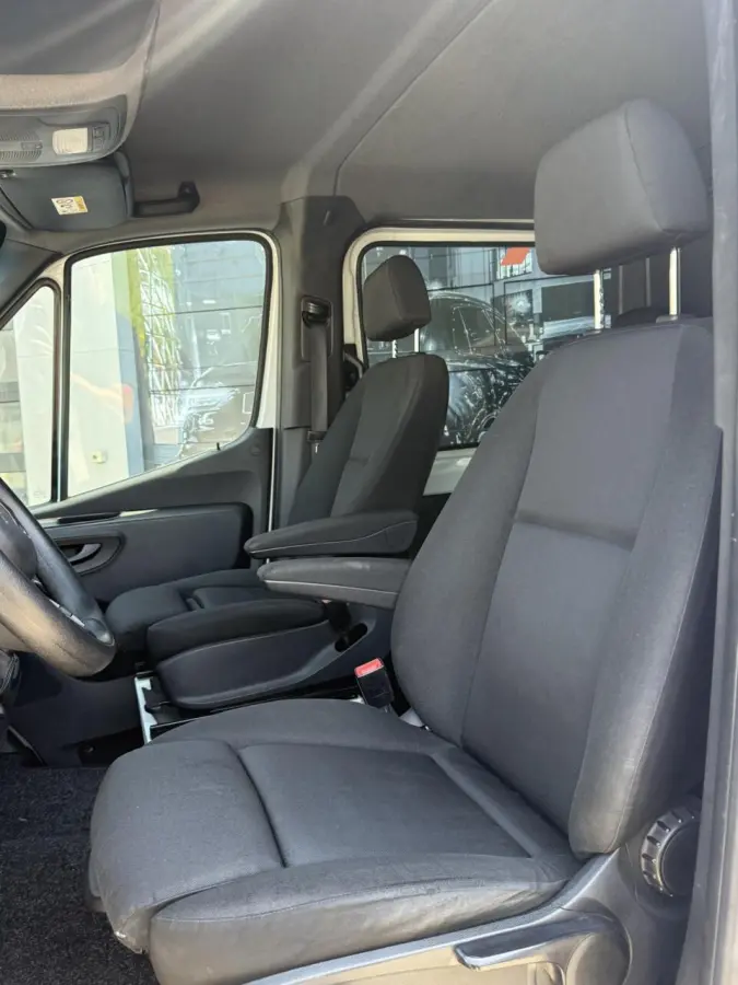 bestel 316 2.2 CDI L2H1 DC 4X4!