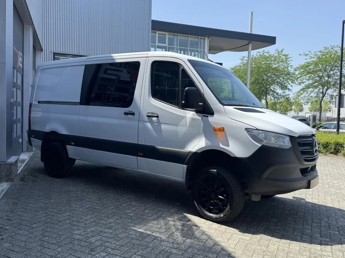 bestel 316 2.2 CDI L2H1 DC 4X4!