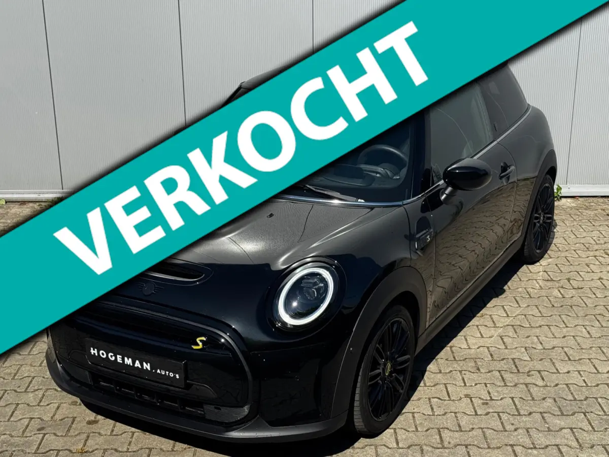 Mini Classic Electric YOURS SE ELEKTRIC LEDER PANORAMADAK STOELVERWARMING ADAPTICE CRUISE