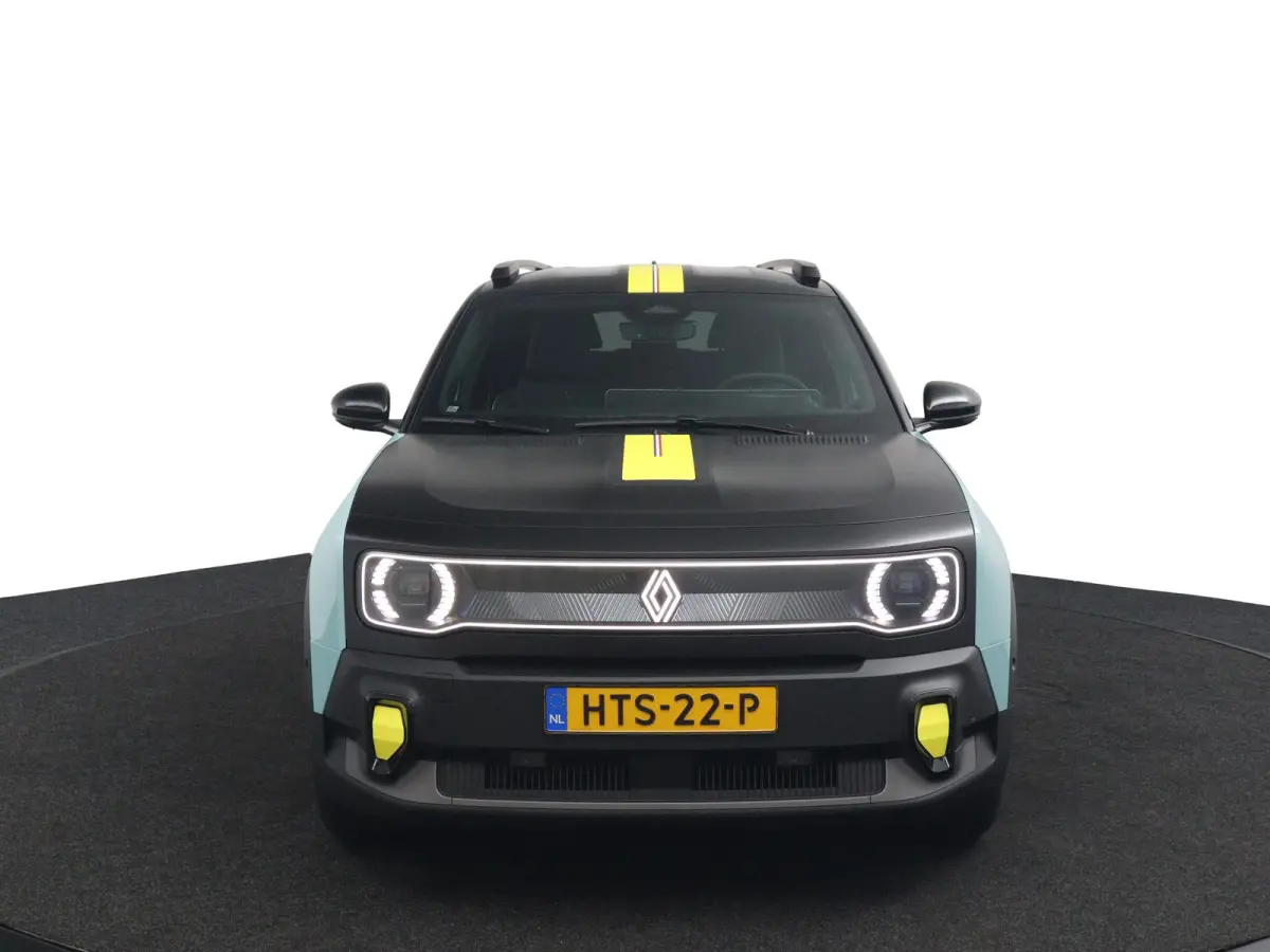 iconic 150 pk comfort range | Warmtepomp | Adaptive Cruise Control | Elektrische achterklep | Climate Control | Achteruitrijcamera | Parkeersensoren voor & achter | Stoelverwarming | Stuurve