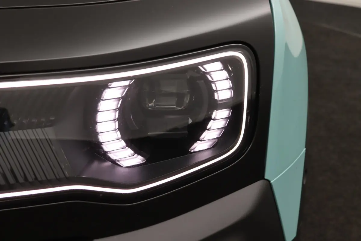 iconic 150 pk comfort range | Warmtepomp | Adaptive Cruise Control | Elektrische achterklep | Climate Control | Achteruitrijcamera | Parkeersensoren voor & achter | Stoelverwarming | Stuurve