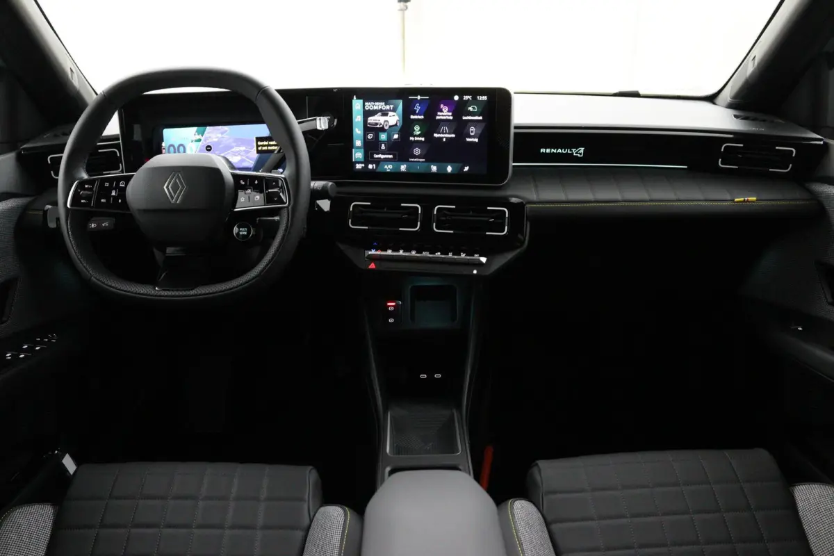 iconic 150 pk comfort range | Warmtepomp | Adaptive Cruise Control | Elektrische achterklep | Climate Control | Achteruitrijcamera | Parkeersensoren voor & achter | Stoelverwarming | Stuurve
