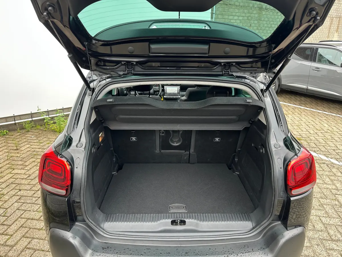 1.2 Turbo S&S Shine | Achterbank in delen neerklapbaar | Afwijkende dakkleur | Airco (automatisch)