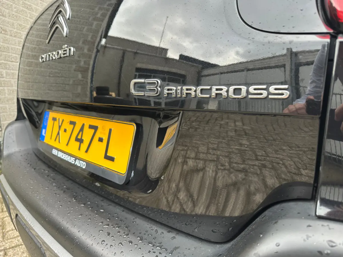 1.2 Turbo S&S Shine | Achterbank in delen neerklapbaar | Afwijkende dakkleur | Airco (automatisch)