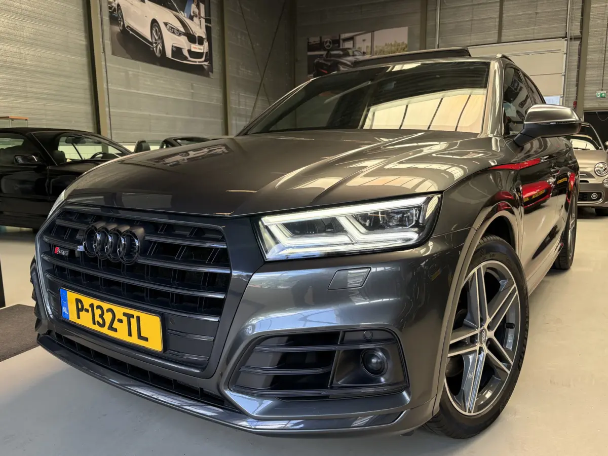 SQ5 3.0 TFSI SQ5 quattro Pro Line Plus Pano dak, B&O Audio, Luchtvering, Carplay