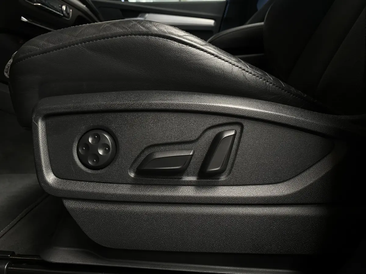 SQ5 3.0 TFSI SQ5 quattro Pro Line Plus Pano dak, B&O Audio, Luchtvering, Carplay