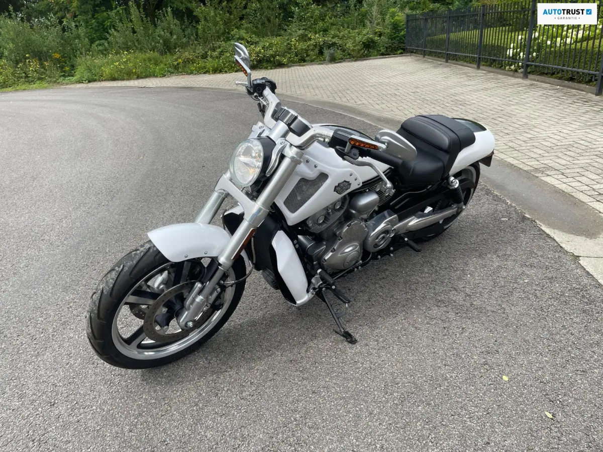 VRSCF V-Rod Muscle STAGE.1 Vance & Hines Nl Geleverd 1e eigenaar