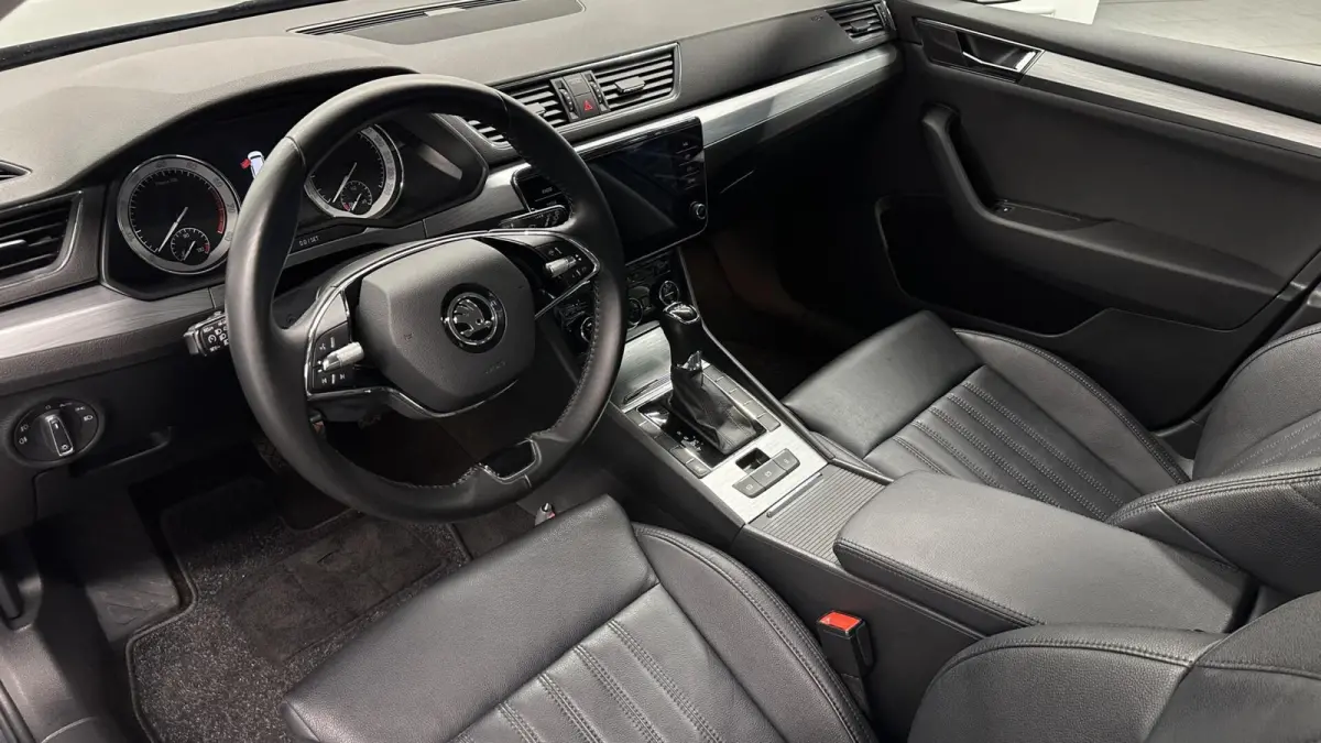 1.5 TSI ACT Business Edition ACC-LEER-NAVIGATIE