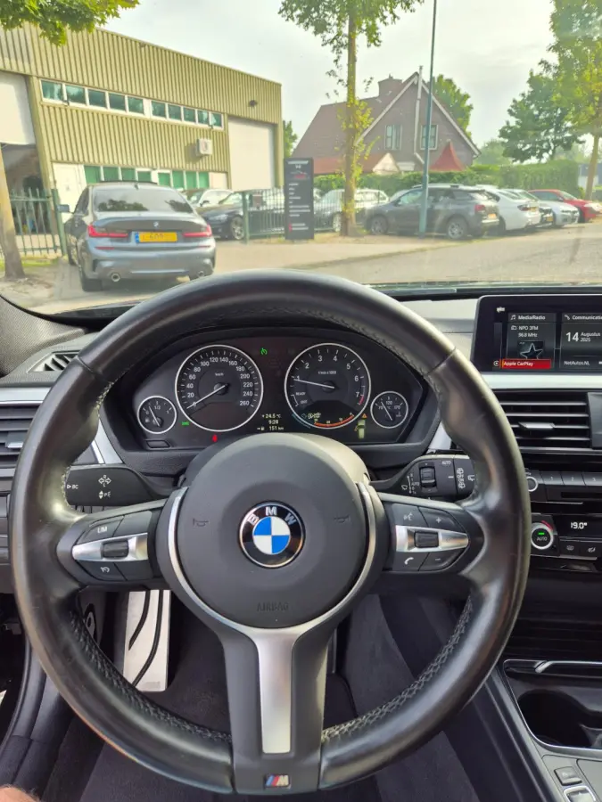 M Sport INCL BTW Apple CarPlay Trekhaak Zwart LED Evo GR Navi 2e eigenaar Breedset M Velgen Garantie