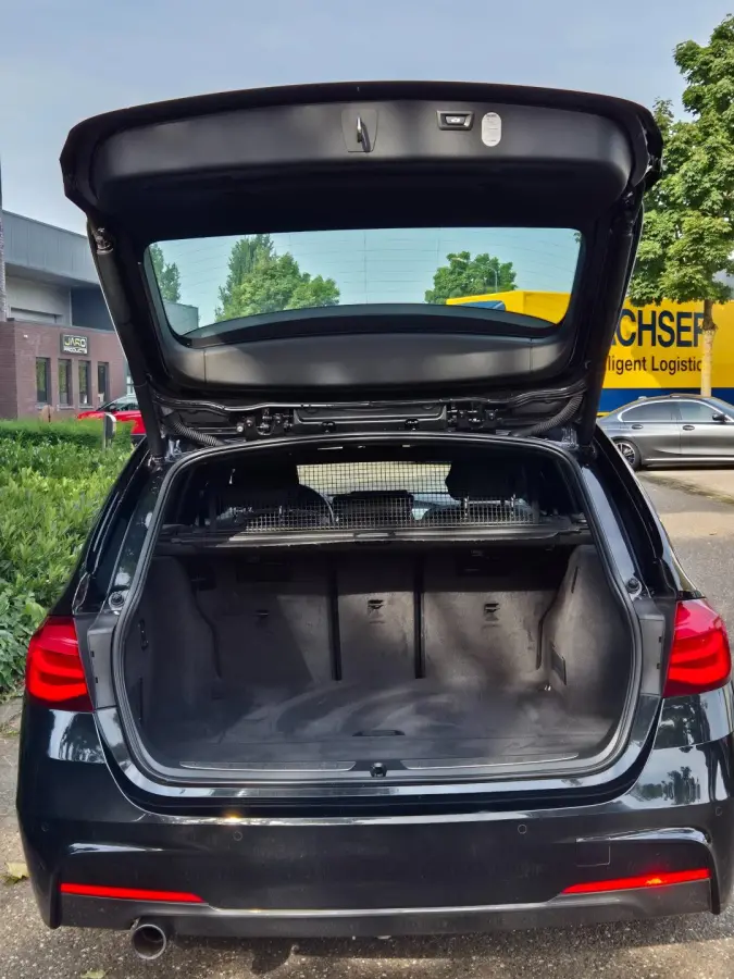 M Sport INCL BTW Apple CarPlay Trekhaak Zwart LED Evo GR Navi 2e eigenaar Breedset M Velgen Garantie