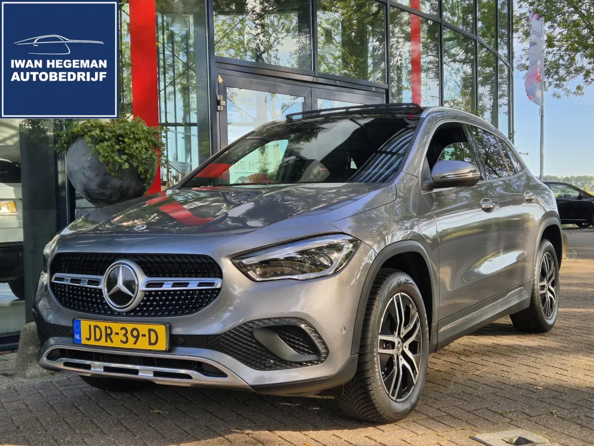 250 e AUTOMAAT | SOH 96,71% | Panoramadak | Climate Control | Navigatie | Parkeercamera | Cruise Control | Stoelverwarming