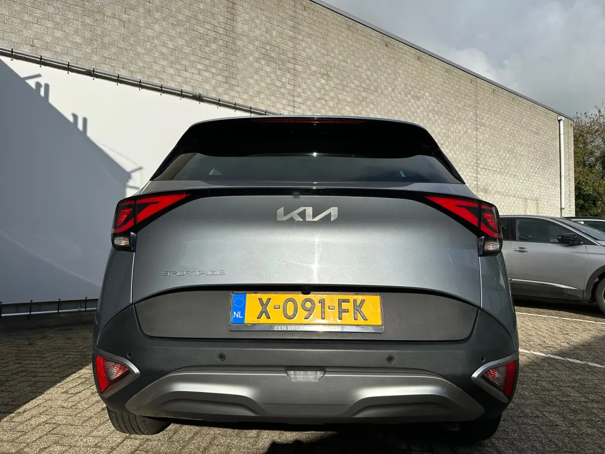 1.6 T-GDi MHEV Edition | Trekhaak | Achterbank in delen neerklapbaar | Achteruitrijcamera | Apple Carplay/Android Auto|telefoonintegratie premium