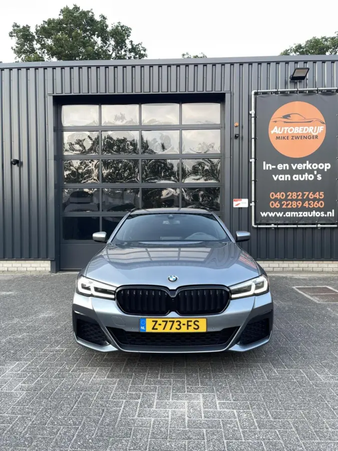 530D LCI M-Pakket CARPLAY|TREKHAAK|CAMERA|LED KOPLAMPEN|M SPORT INTERIEUR|SFEERVERLICHTING|STOELVERWARMING