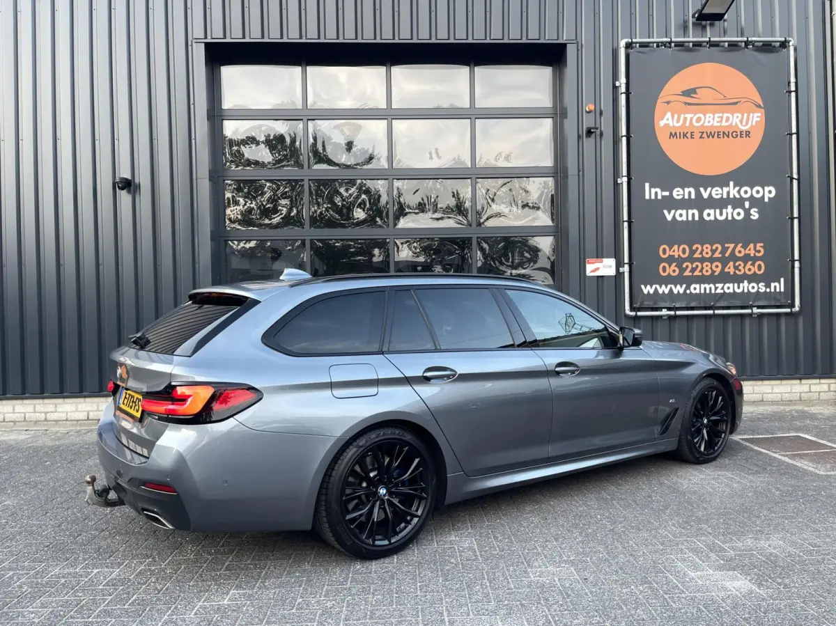 530D LCI M-Pakket CARPLAY|TREKHAAK|CAMERA|LED KOPLAMPEN|M SPORT INTERIEUR|SFEERVERLICHTING|STOELVERWARMING