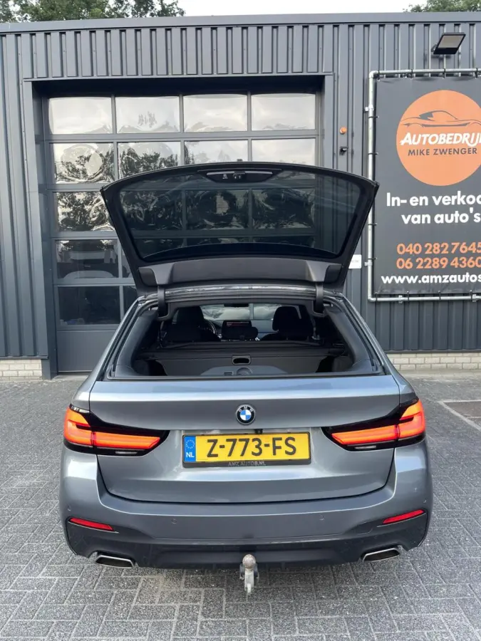 530D LCI M-Pakket CARPLAY|TREKHAAK|CAMERA|LED KOPLAMPEN|M SPORT INTERIEUR|SFEERVERLICHTING|STOELVERWARMING