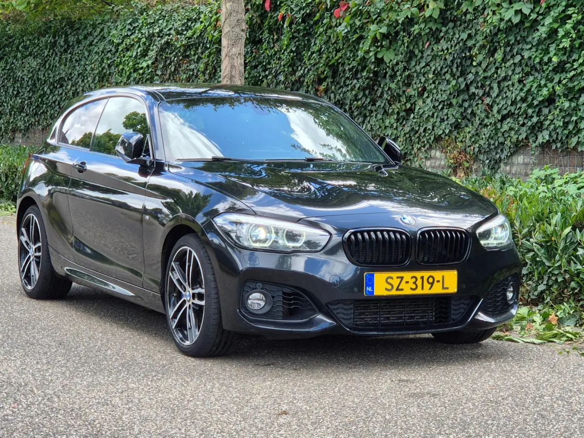 M Sport Edition H&K Apple CarPlay LM NAP Keyless Adaptieve LED 118i Edition Sport Line Shadow High Executive