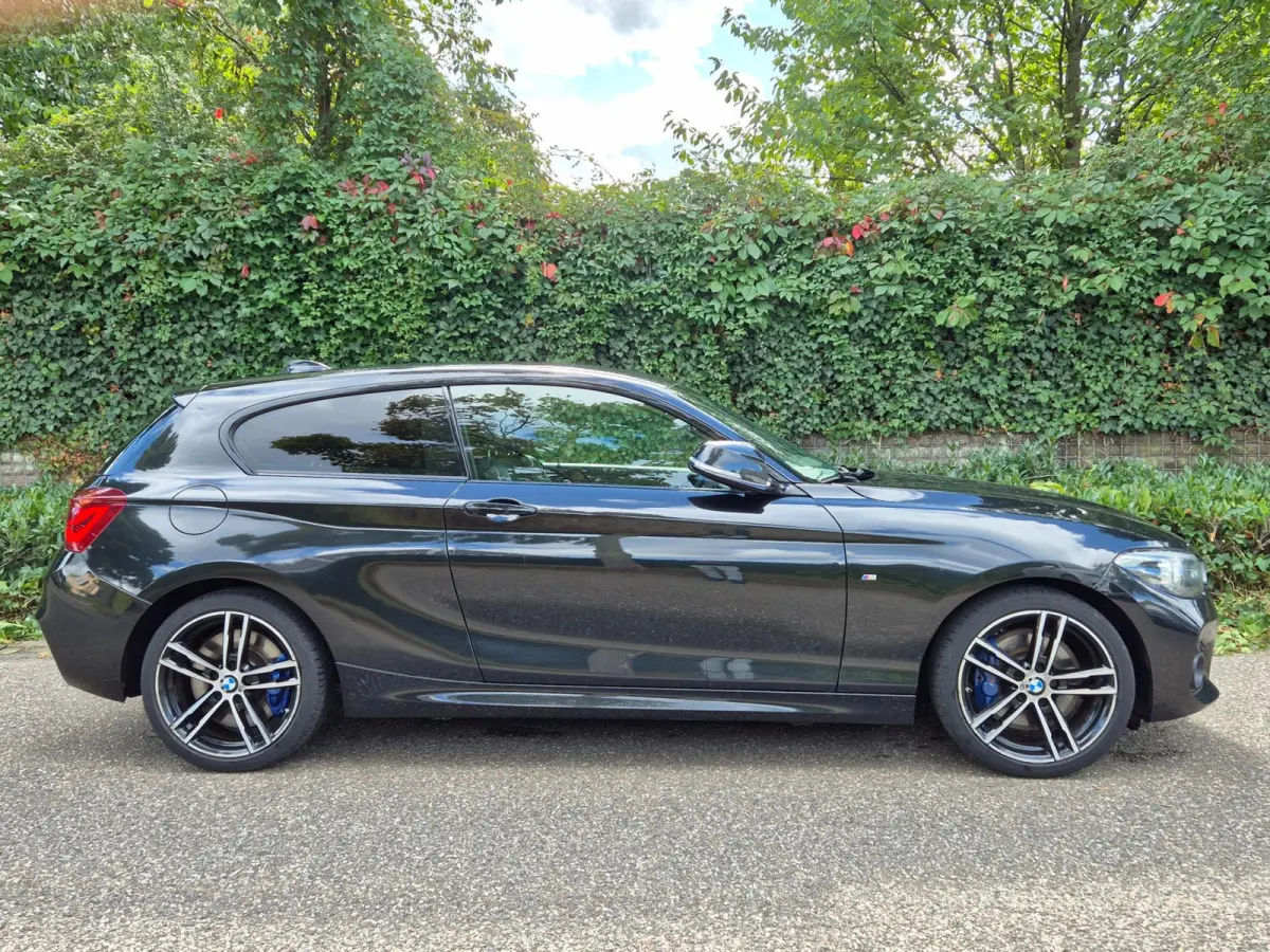 M Sport Edition H&K Apple CarPlay LM NAP Keyless Adaptieve LED 118i Edition Sport Line Shadow High Executive