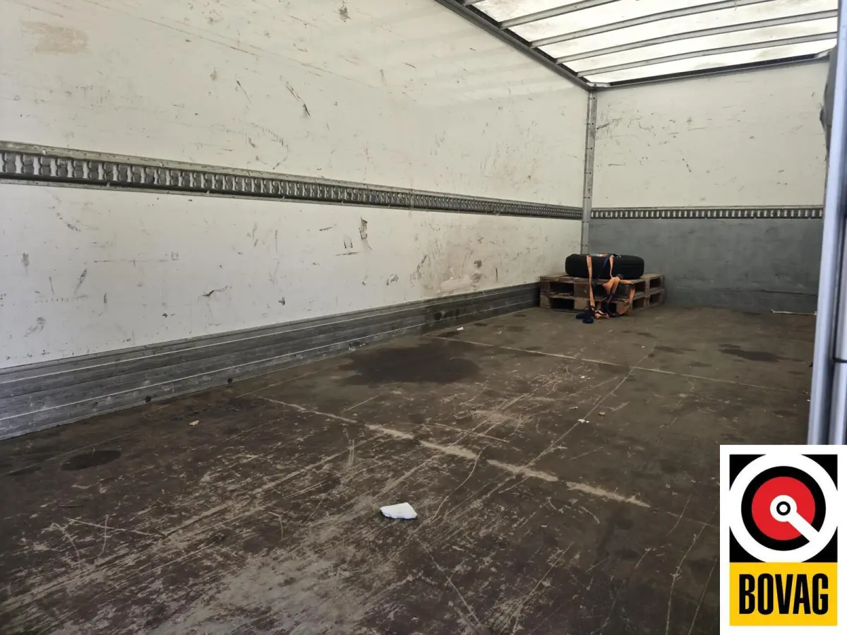 310 2.0 TDCI L1H1 Ambiente BE trekker met oplegger.