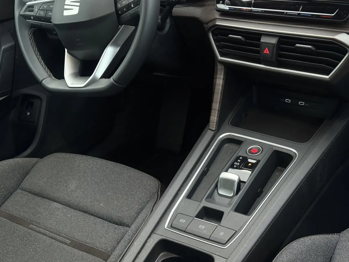 1.4 TSI eHybrid PHEV FR Business Intense