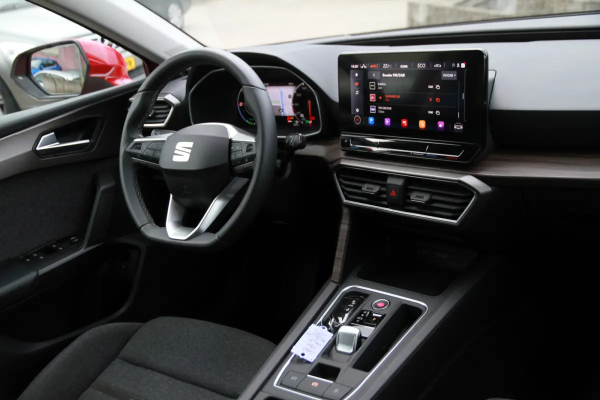 1.4 TSI eHybrid PHEV FR Business Intense