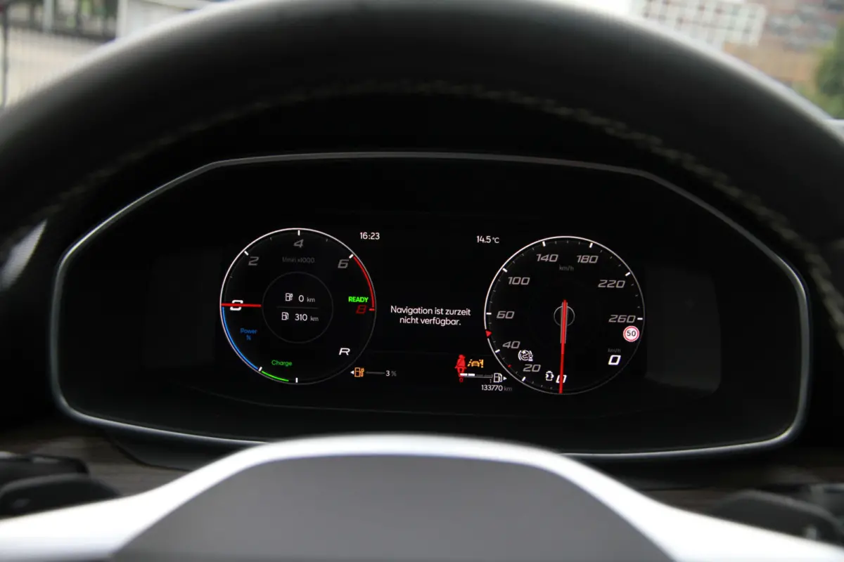 1.4 TSI eHybrid PHEV FR Business Intense